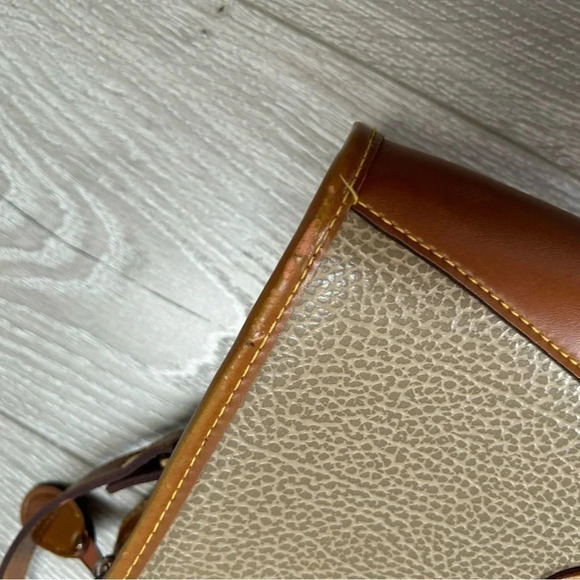 Vintage Dooney & Bourke cross  body bag - Picture 6 of 13